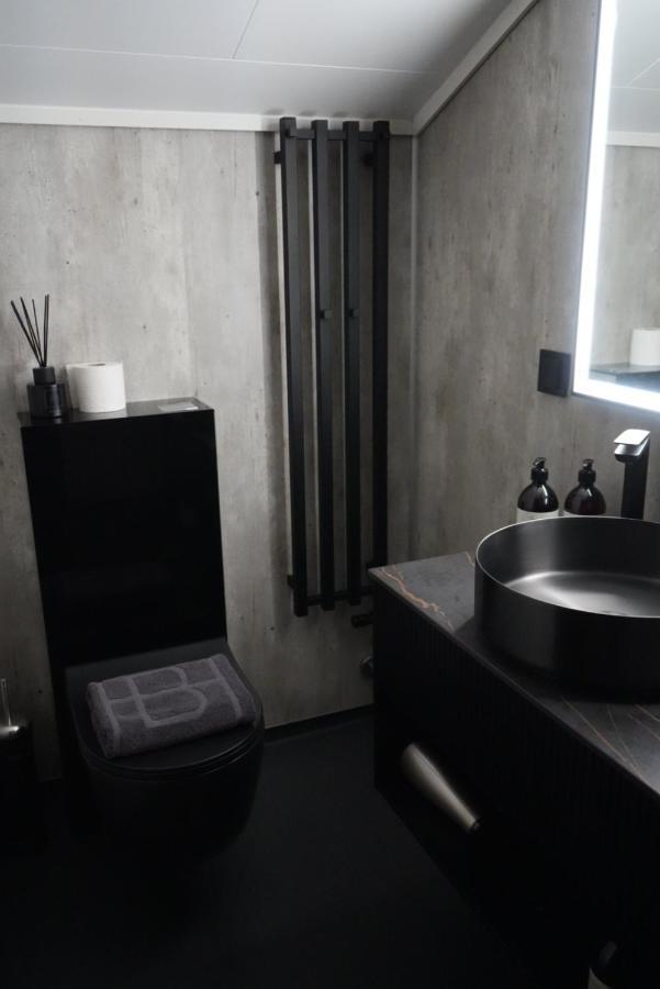 Basecamp Hotel Longyearbyen Exterior photo